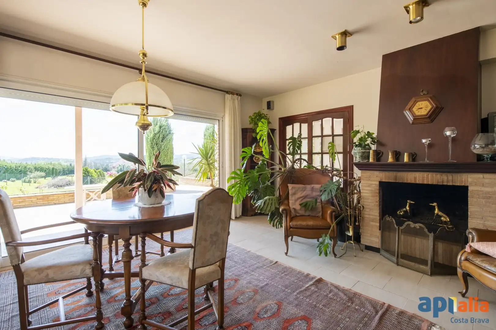 Comedor de Finca rústica en venta en Cornellà del Terri con Aire acondicionado, Calefacción y Terraza