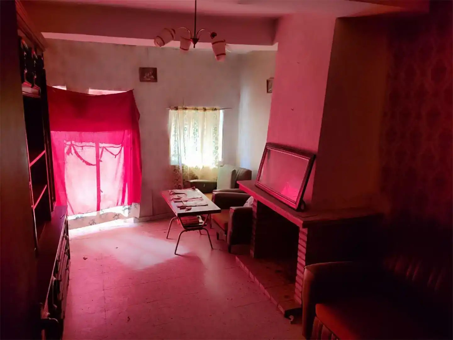 Casa adosada en venda en Hoyos amb Balcó
