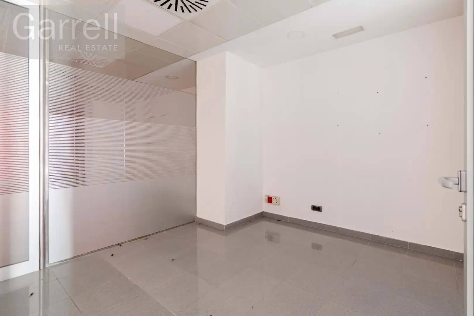 Local comercial en venta en carrer Sant Josep Oriol, imagen 17