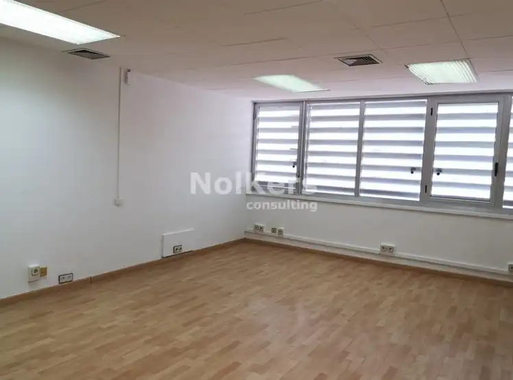 Oficina en venta en Vila de Gràcia