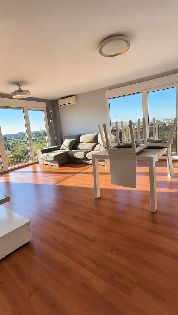 Living room of Apartments for rent in Valencia  with Terrace, Swimming Pool and Furnished