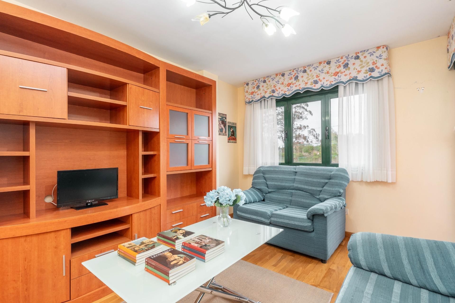 Sala de estar de Piso en venta en  Madrid Capital con Calefacción