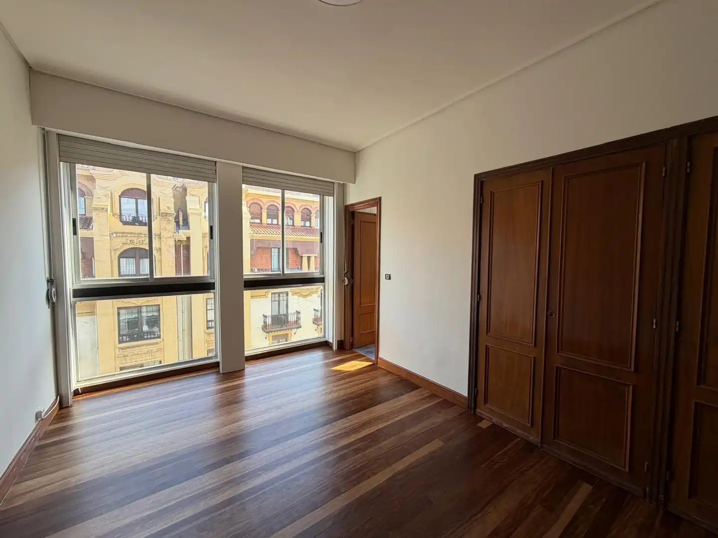 Schlafzimmer von Wohnung zur Miete in Bilbao  mit Heizung