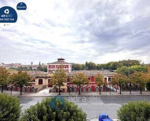 Vista exterior de Pis en venda en  Logroño amb Calefacció