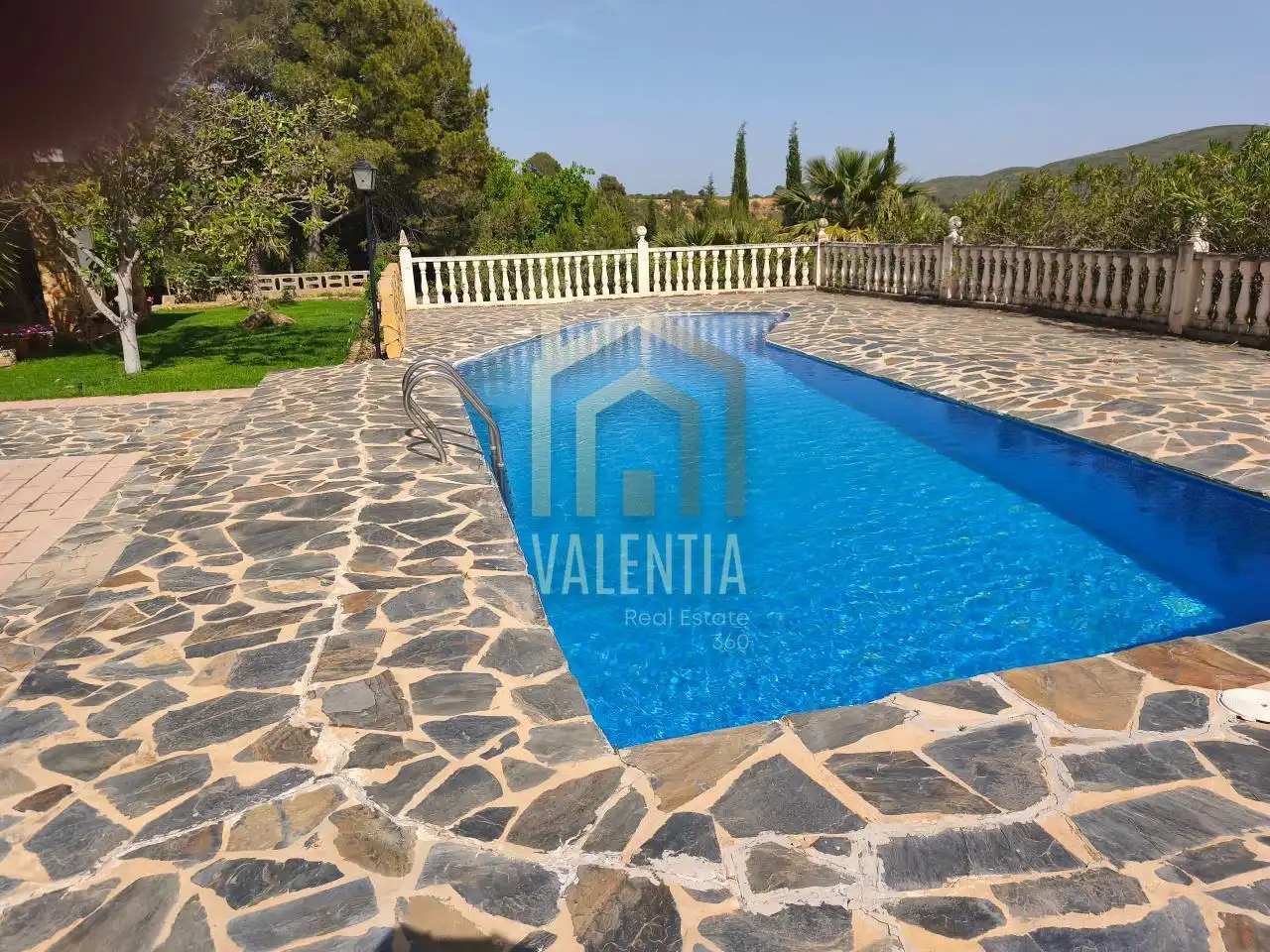 Schwimmbecken von Country house zum Verkauf in Alborache mit Heizung, Privatgarten und Terrasse