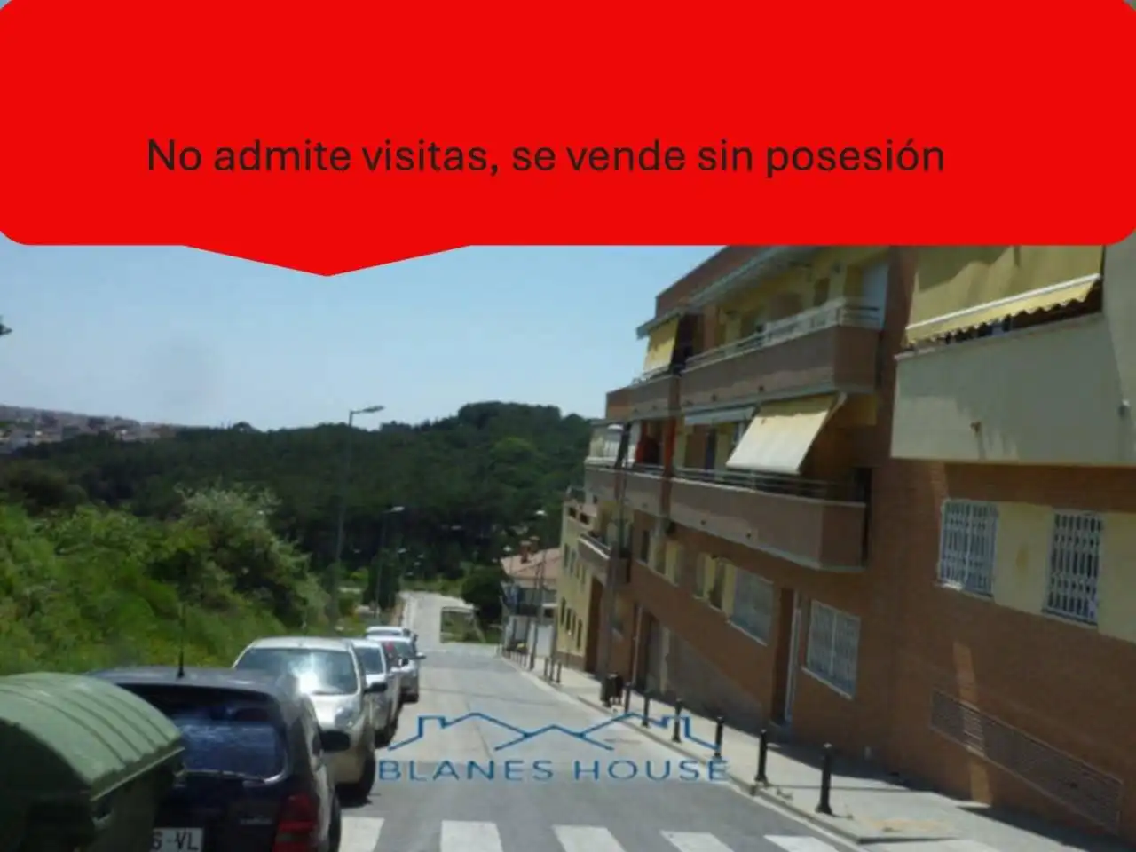Local comercial en venda a Calle Ebre 23