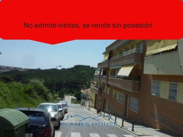 Locale commerciale in vendita a Calle Ebre 23
