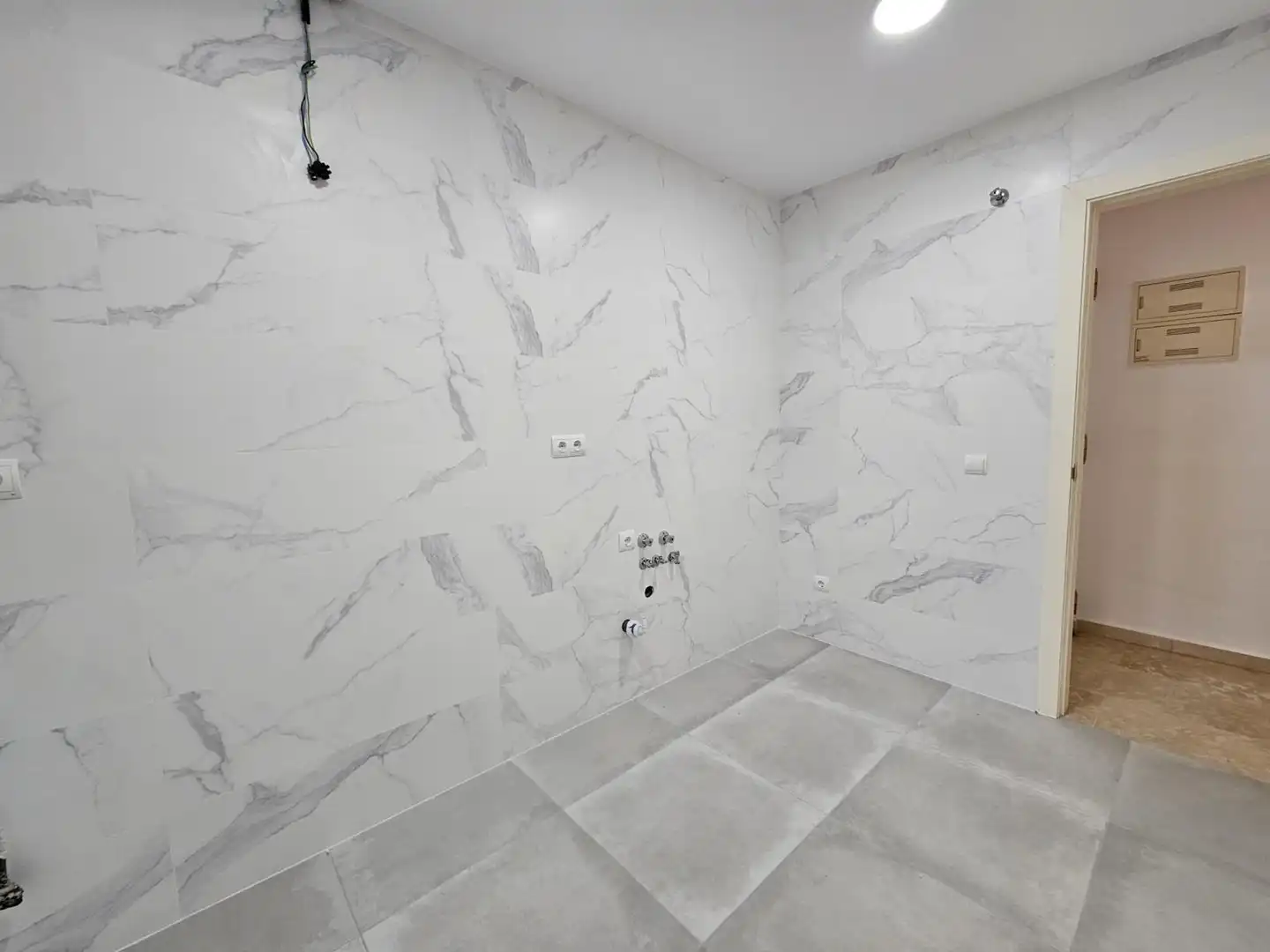 Baño de Piso en venta en Benalmádena con Terraza