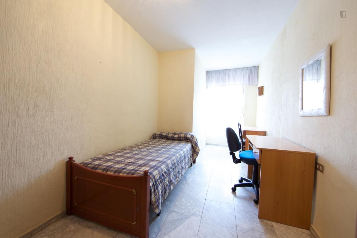 Apartament per a compartir a Ciudad Jardín - Zoco