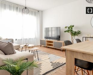 Living room of Flat to rent in  Madrid Capital  with Air Conditioner, Heating and Furnished