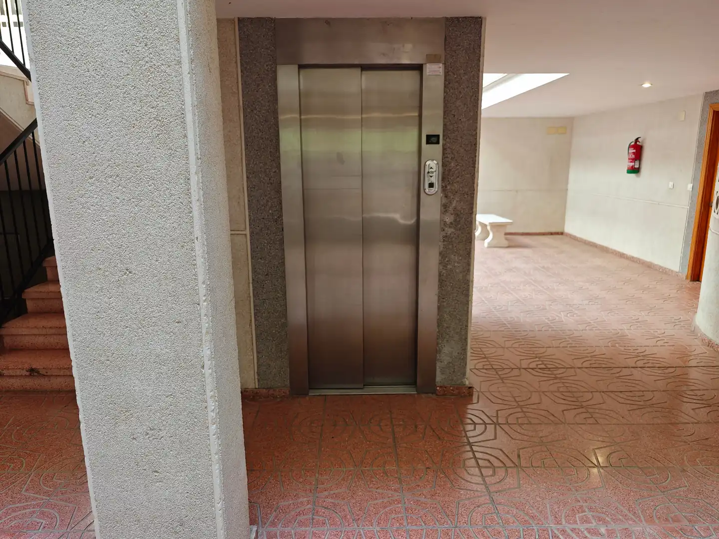 Wohnung zum Verkauf in Mutxamel mit Privatgarten, Parkett und Terrasse