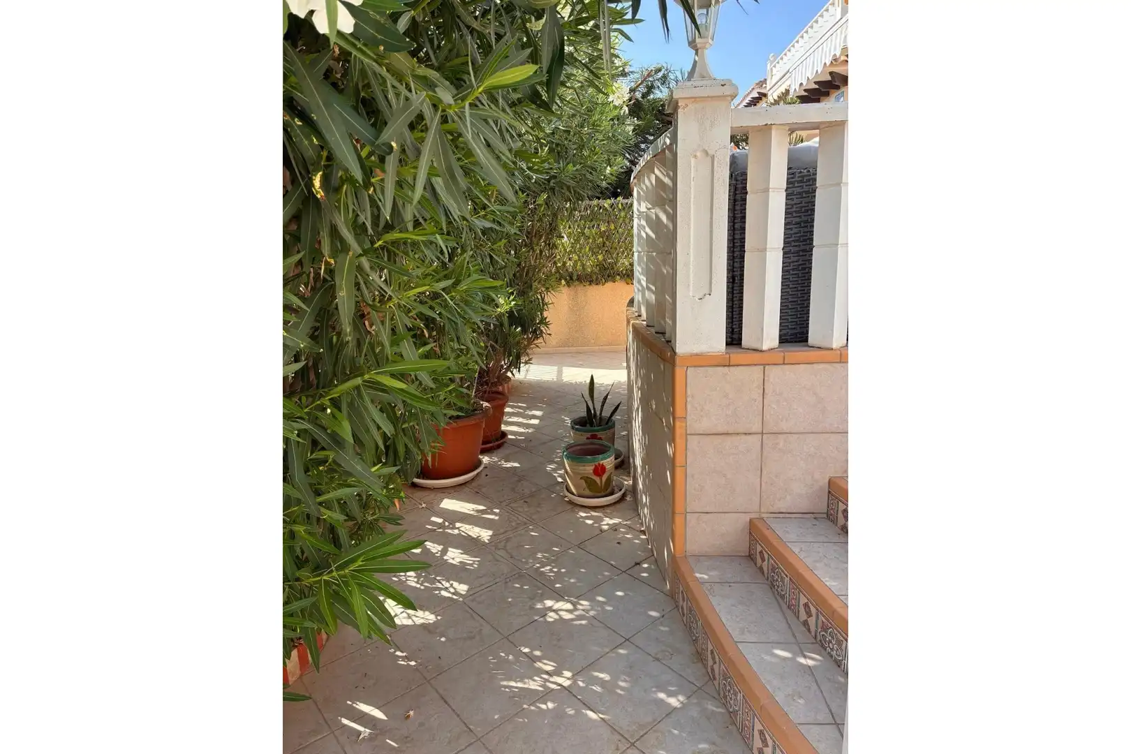 Außenansicht von Haus zur Miete in Orihuela mit Klimaanlage, Heizung und Privatgarten