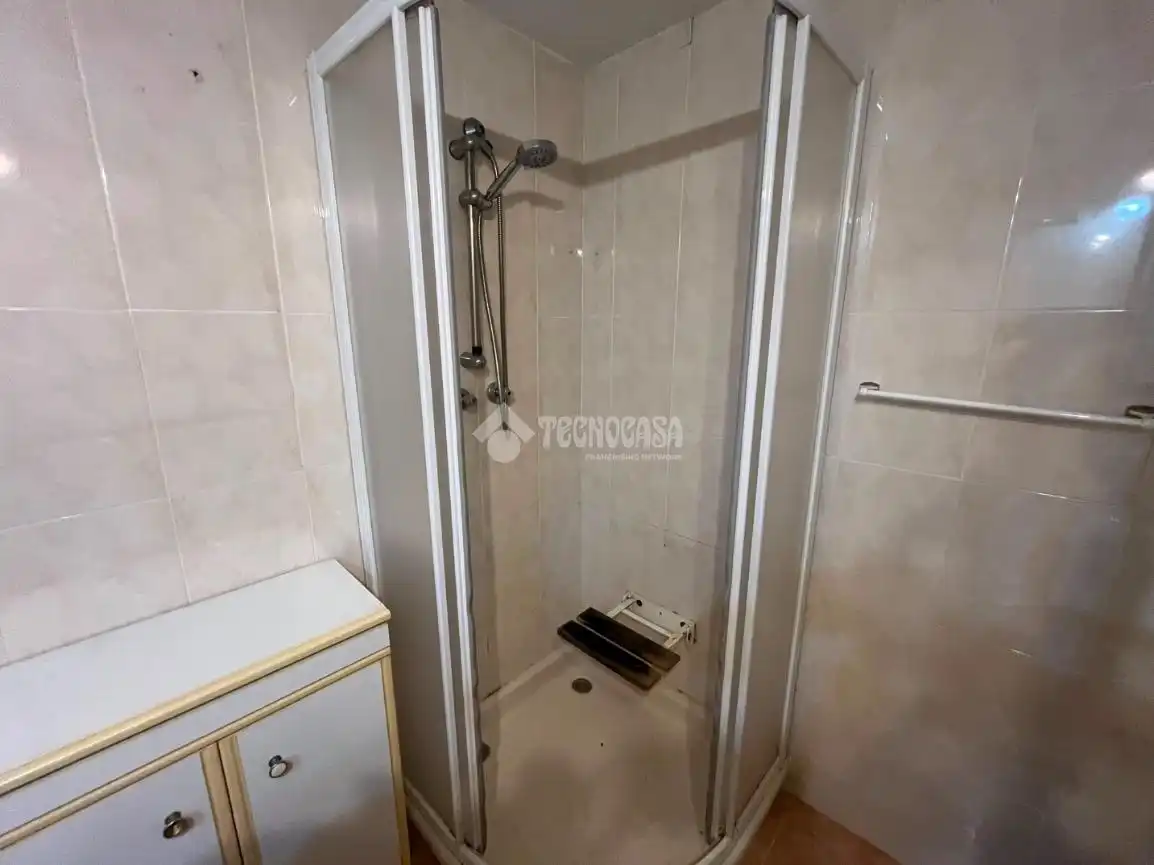 Bany de Pis en venda en Marbella amb Terrassa i Balcó