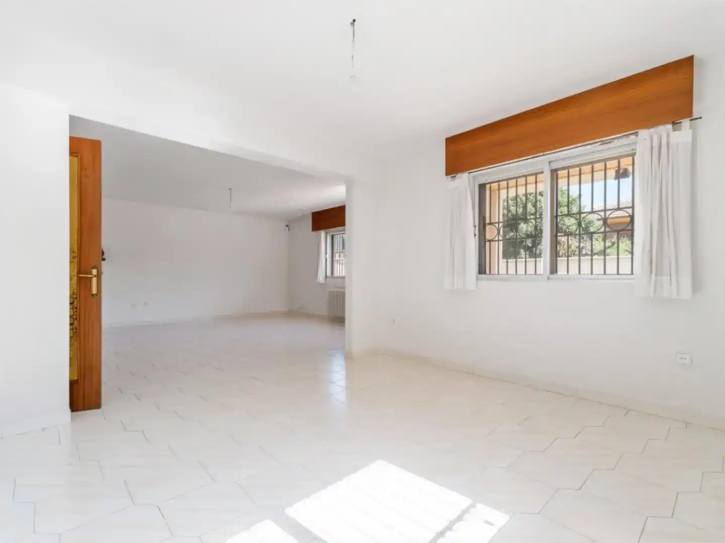 Piso en venta en Alcalá de Henares con Jardín privado, Trastero y Piscina