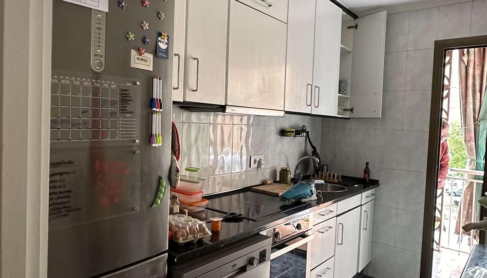 Foto 1 de Estudi per a compartir a La Verneda i la Pau, Barcelona