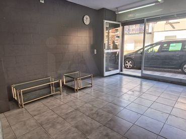Local comercial en venda a Les Roquetes