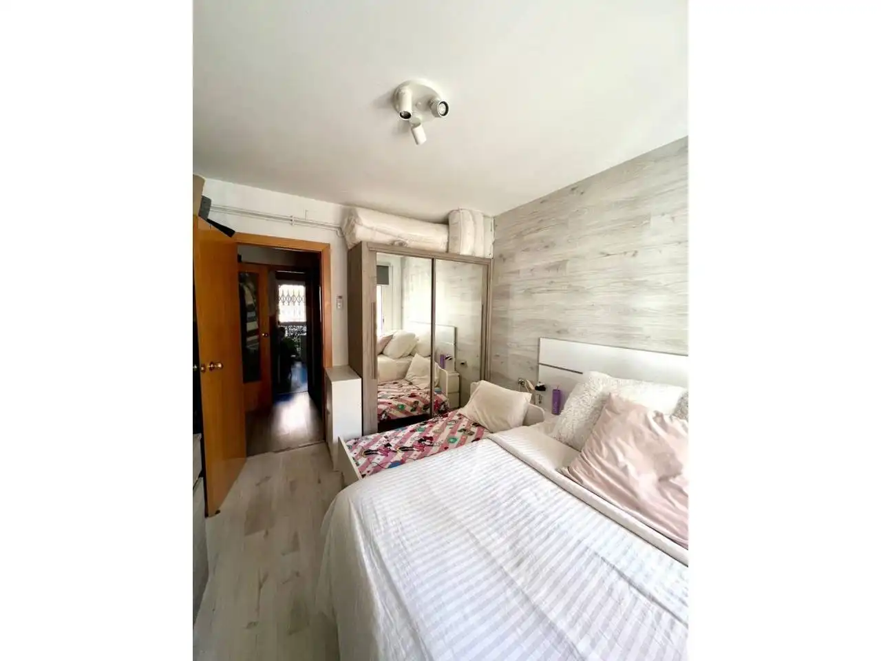 Dormitori de Pis en venda en Viladecans amb Aire condicionat, Calefacció i Parquet