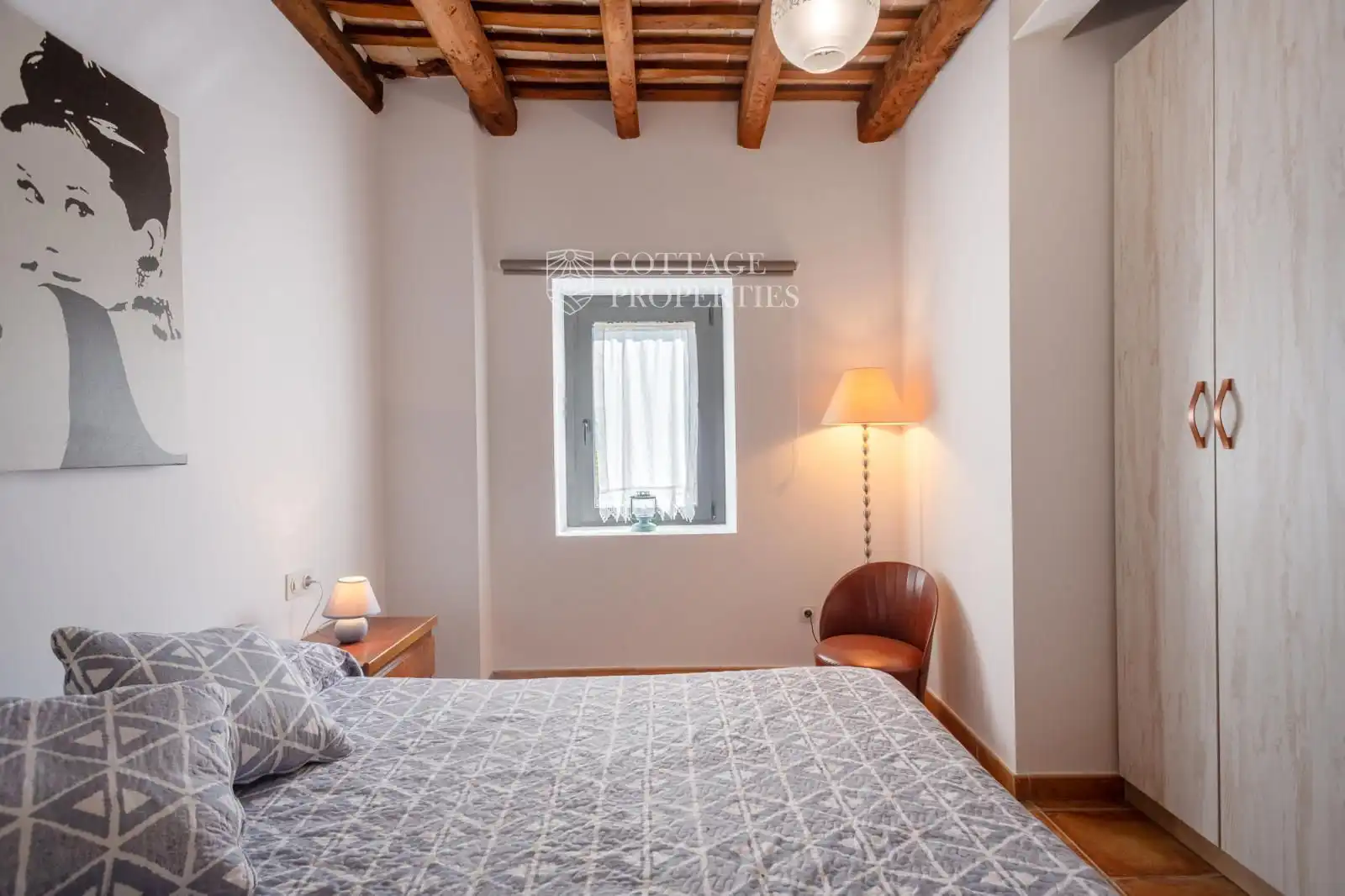 Habitación de Finca rústica en venta en Torelló con Terraza y Amueblado