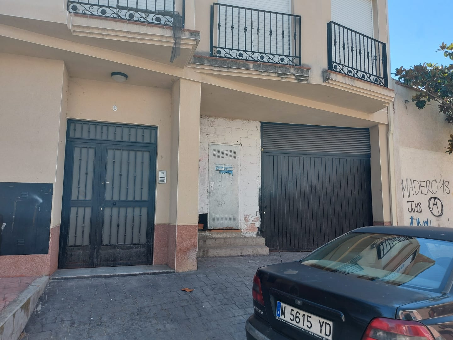 Vista exterior de Local en venda en Camarena