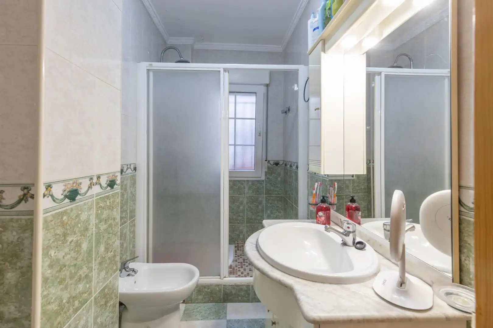 Terraced house with terrace for sale in Calle DE ADRIÁN LÓPEZ IRIARTE, imagen 13