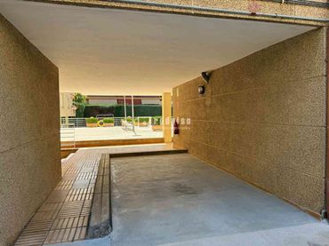 Einzelparkplatz zum Verkauf in Casa Amarilla