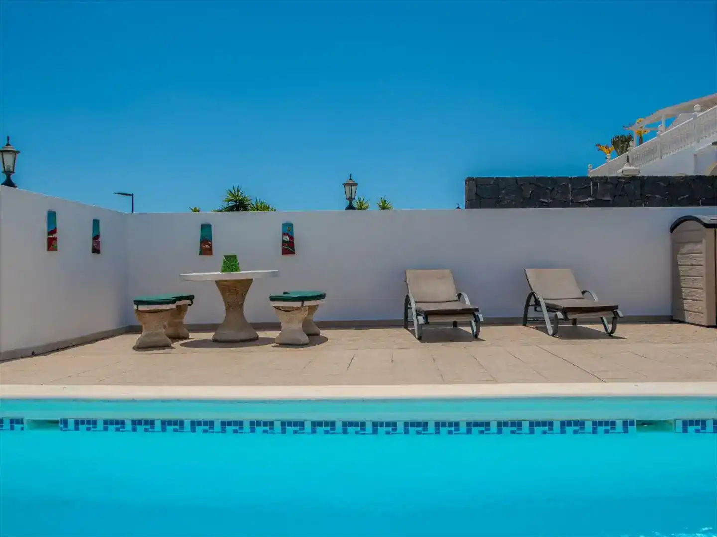 Piscina de Casa o xalet en venda en Yaiza amb Aire condicionat, Jardí privat i Traster