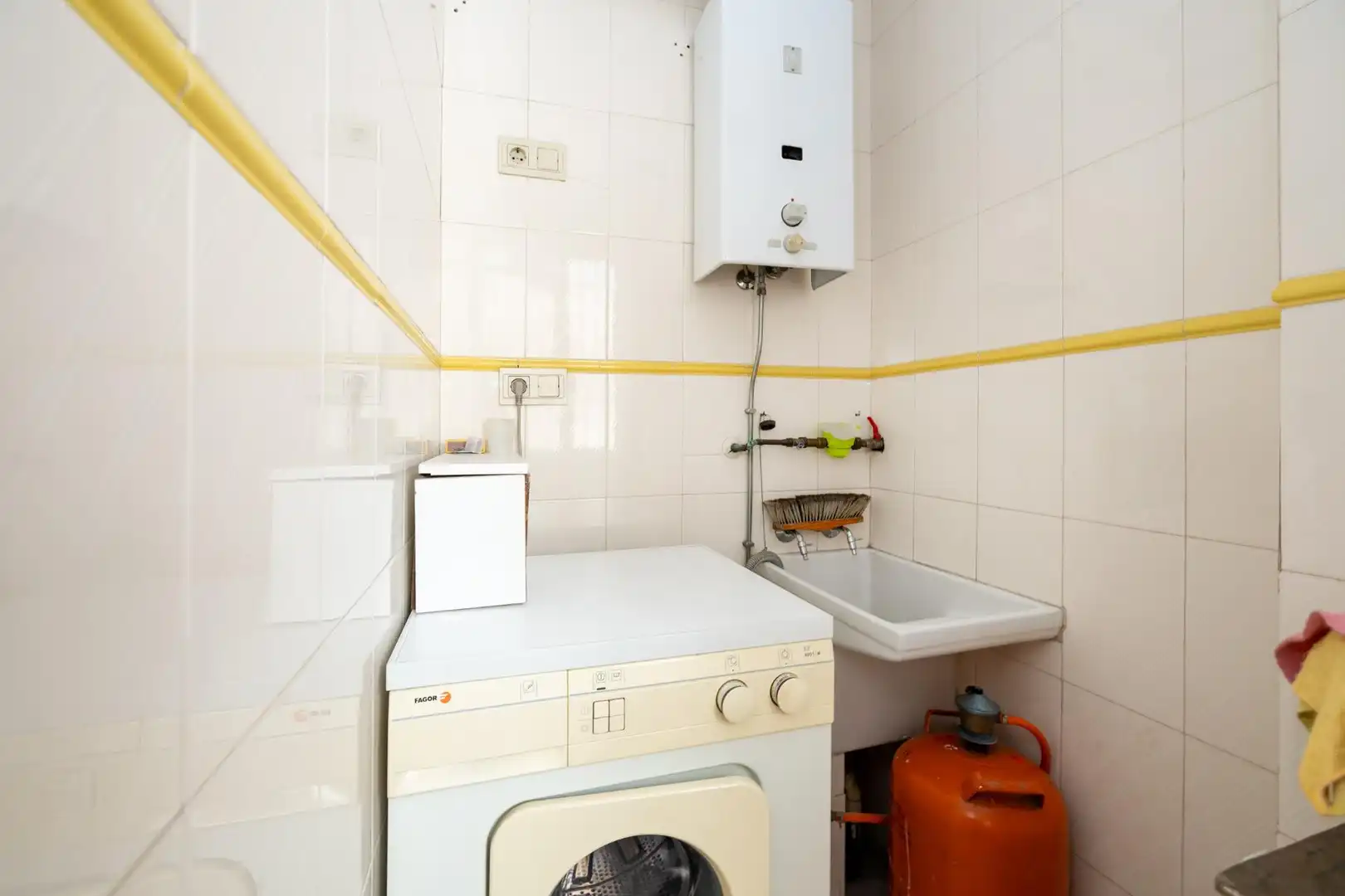 Bedroom of Flat for sale in Granada