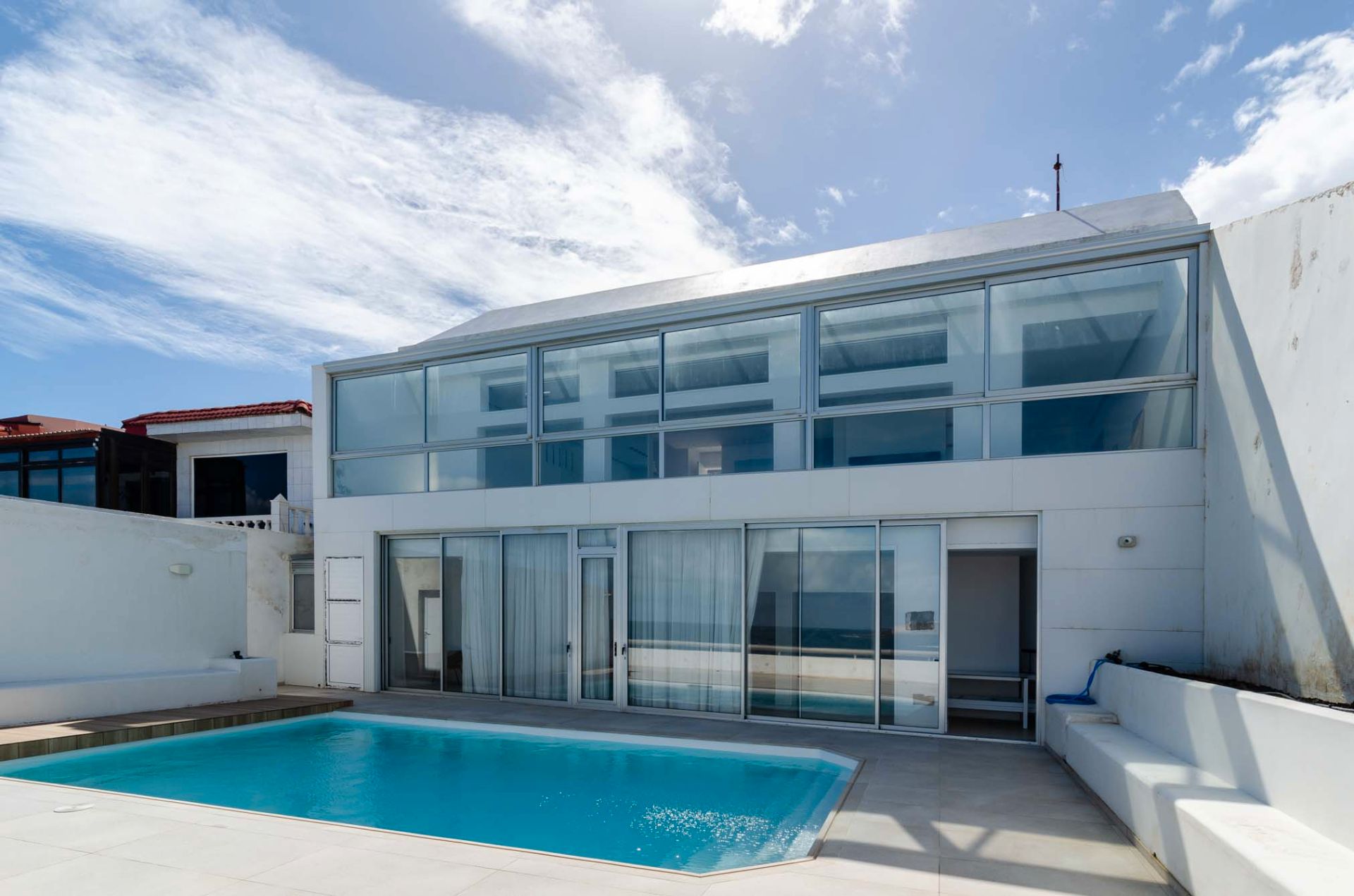 Vista exterior de Casa o xalet en venda en Telde amb Aire condicionat, Terrassa i Piscina