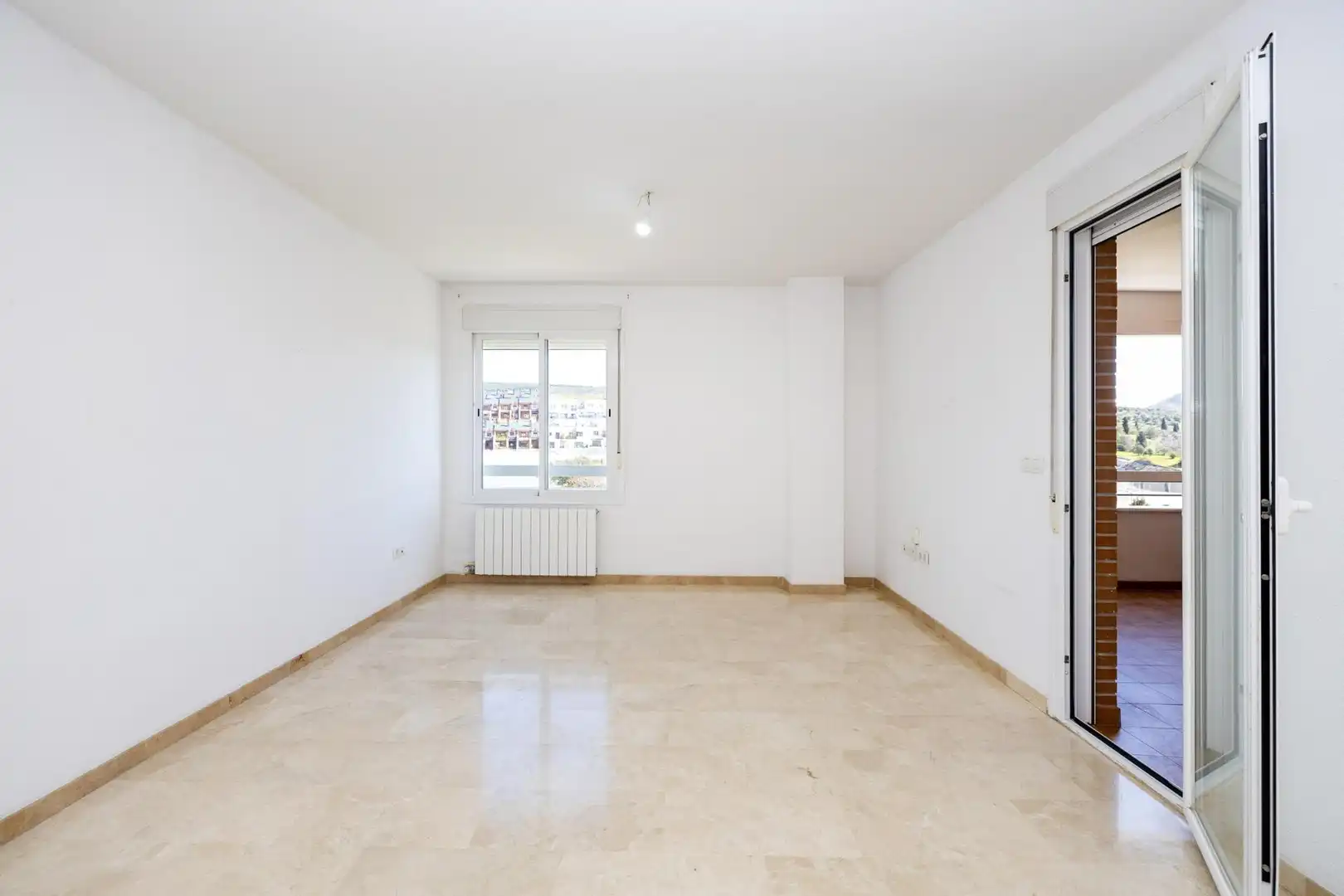 Piso en venta en Calle Aconcagua, 48, Camino de los Neveros - Serrallo