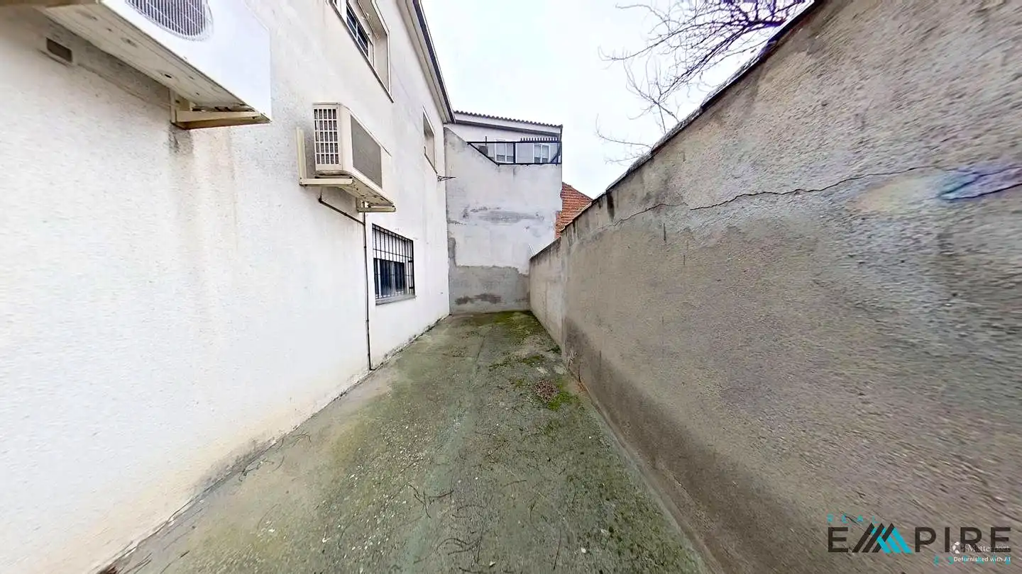Vista exterior de Edificio en venta en Illescas