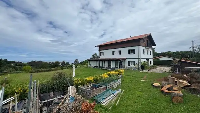 Vista exterior de Casa o xalet en venda en Mundaka amb Calefacció, Jardí privat i Terrassa