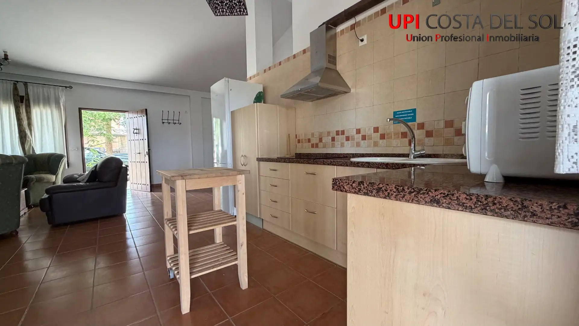 Cocina de Finca rústica en venta en Cártama con Aire acondicionado, Jardín privado y Terraza