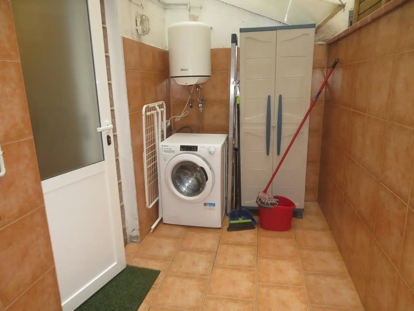 Study for rent in Carrer Carrer Jaume Fabra, El Poble Sec - Parc de Montjuïc