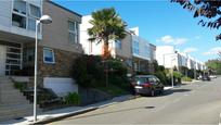 Exterior view of Single-family semi-detached for sale in Santiago de Compostela   with Private garden