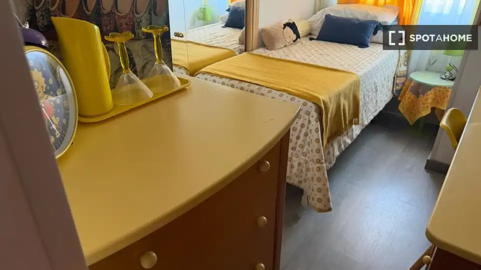 Bedroom of Flat for share in Leganés  with Air Conditioner, Heating and Furnished