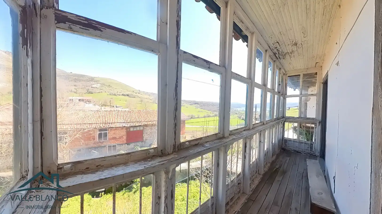 Terrassa de Casa o xalet en venda en Campoo de Yuso