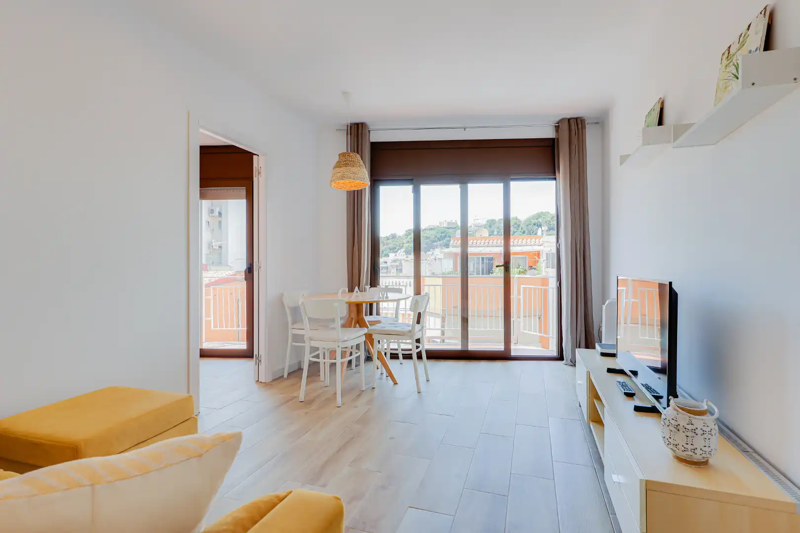 Piso en venta en Carrer Josep Tarradellas, Els Pins