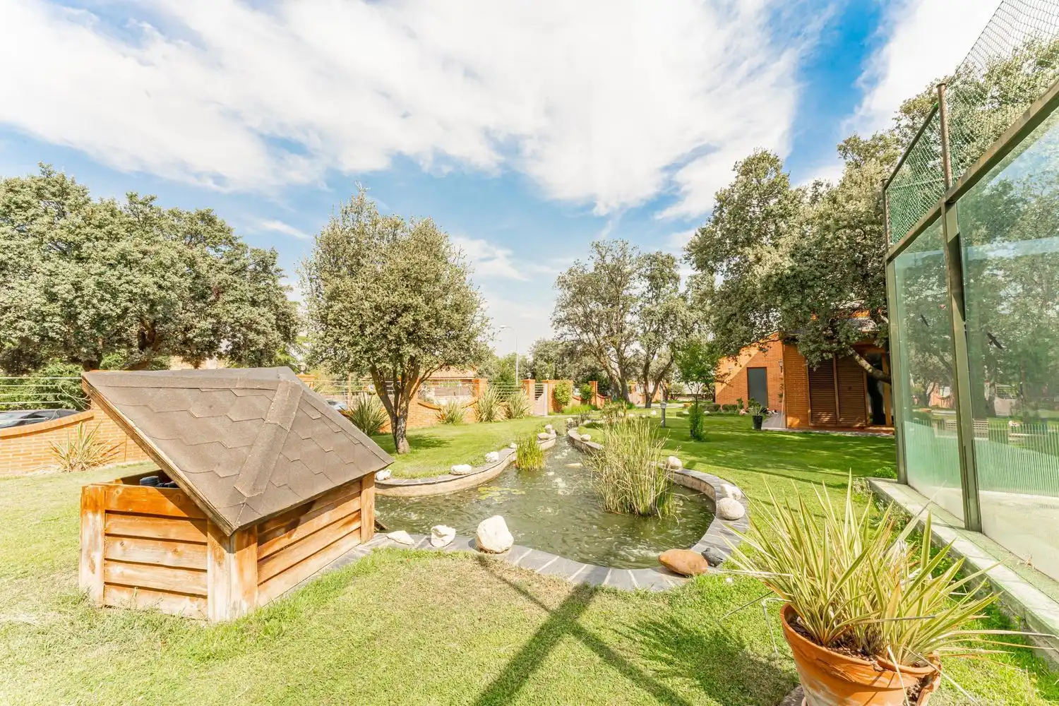 Jardín de Casa o chalet en venta en Nuevo Baztán con Aire acondicionado, Jardín privado y Terraza