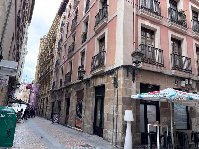 Piso en Venta en Casco Viejo