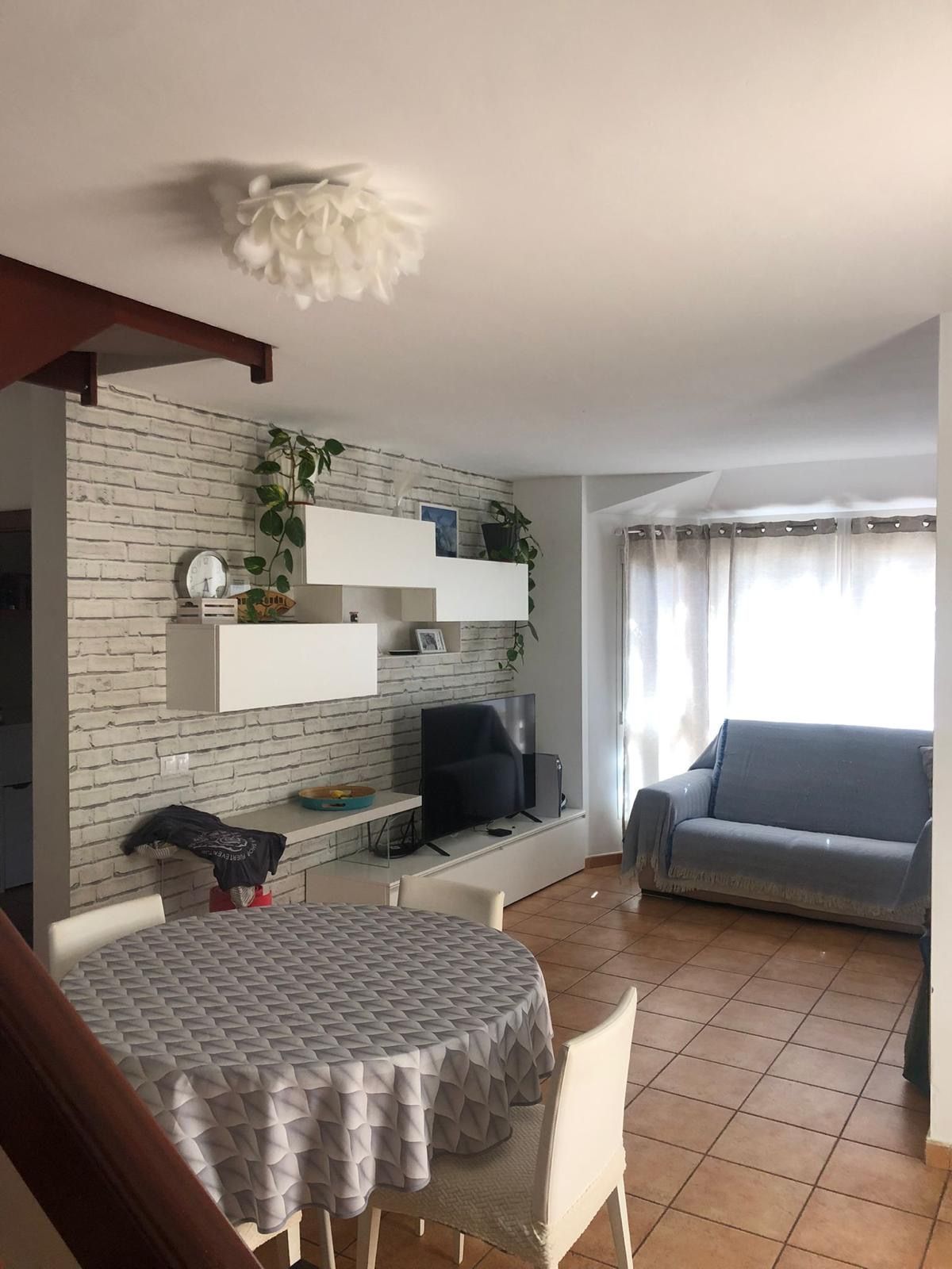 Sala d'estar de Dúplex en venda en La Oliva