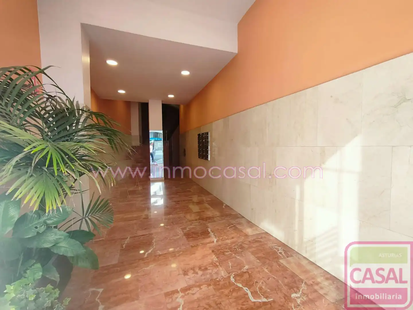 Piso en venta en Avilés con Calefacción