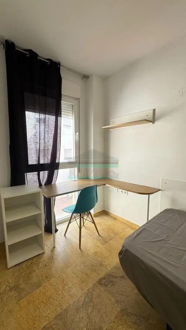 Bedroom of Flat for rent in Armilla  with Air Conditioner, Furnished and Oven