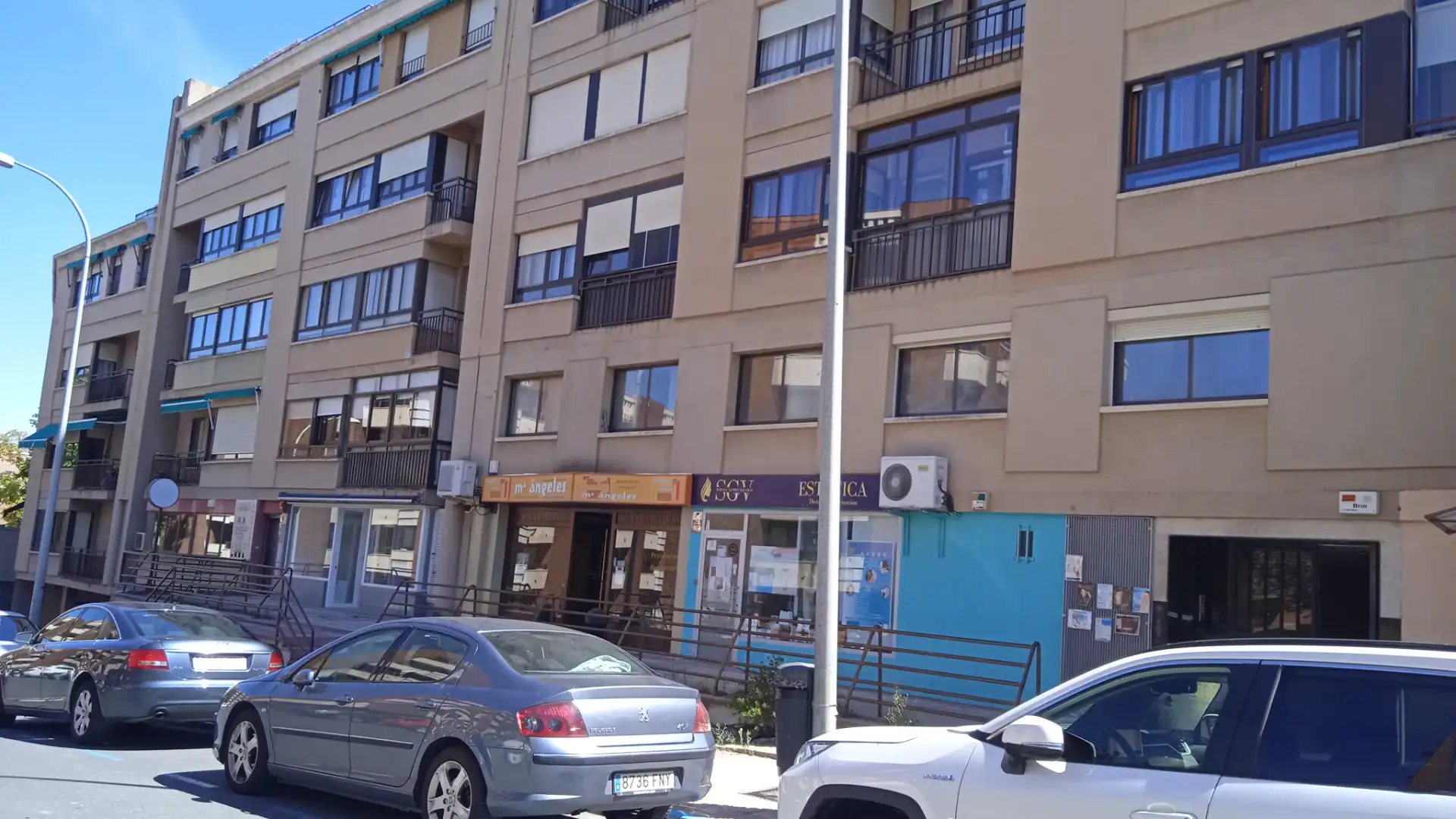 Local comercial en venda a Calle los Almendros 3
