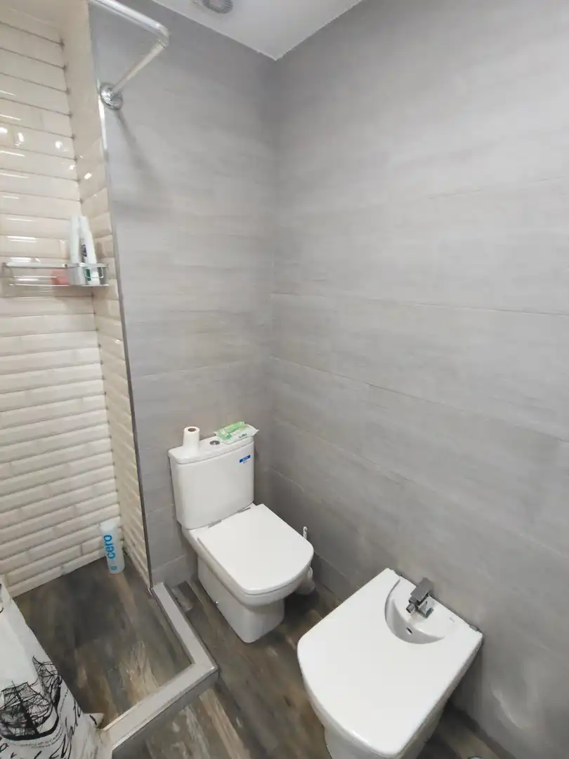 Baño de Piso en venta en Getafe con Aire acondicionado, Calefacción y Terraza
