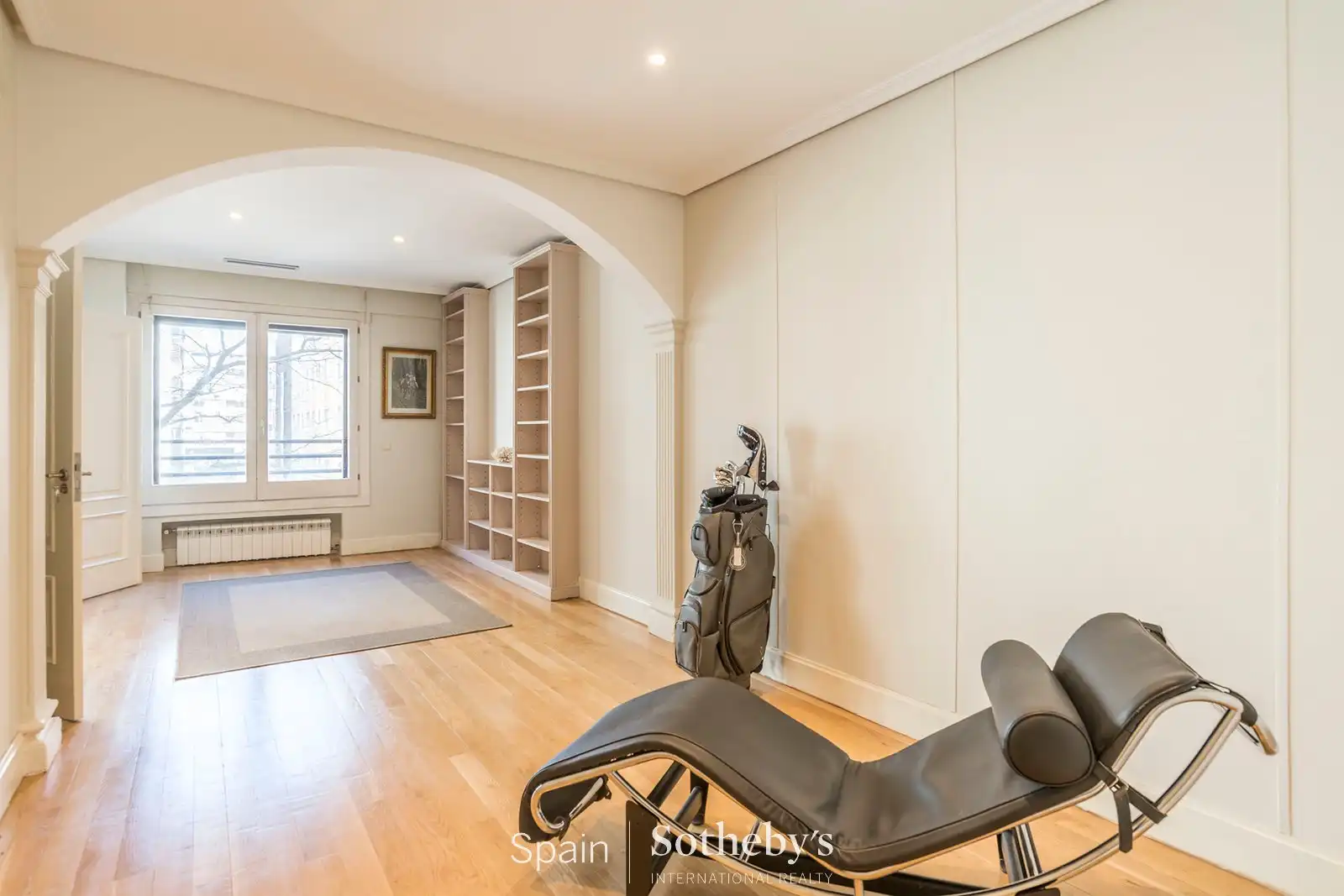 Apartments for rent in Madrid  with Air Conditioner, Heating and Storage room