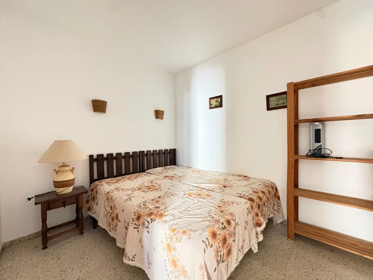 Dormitori de Apartament en venda en Roses amb Terrassa, Moblat i Balcó