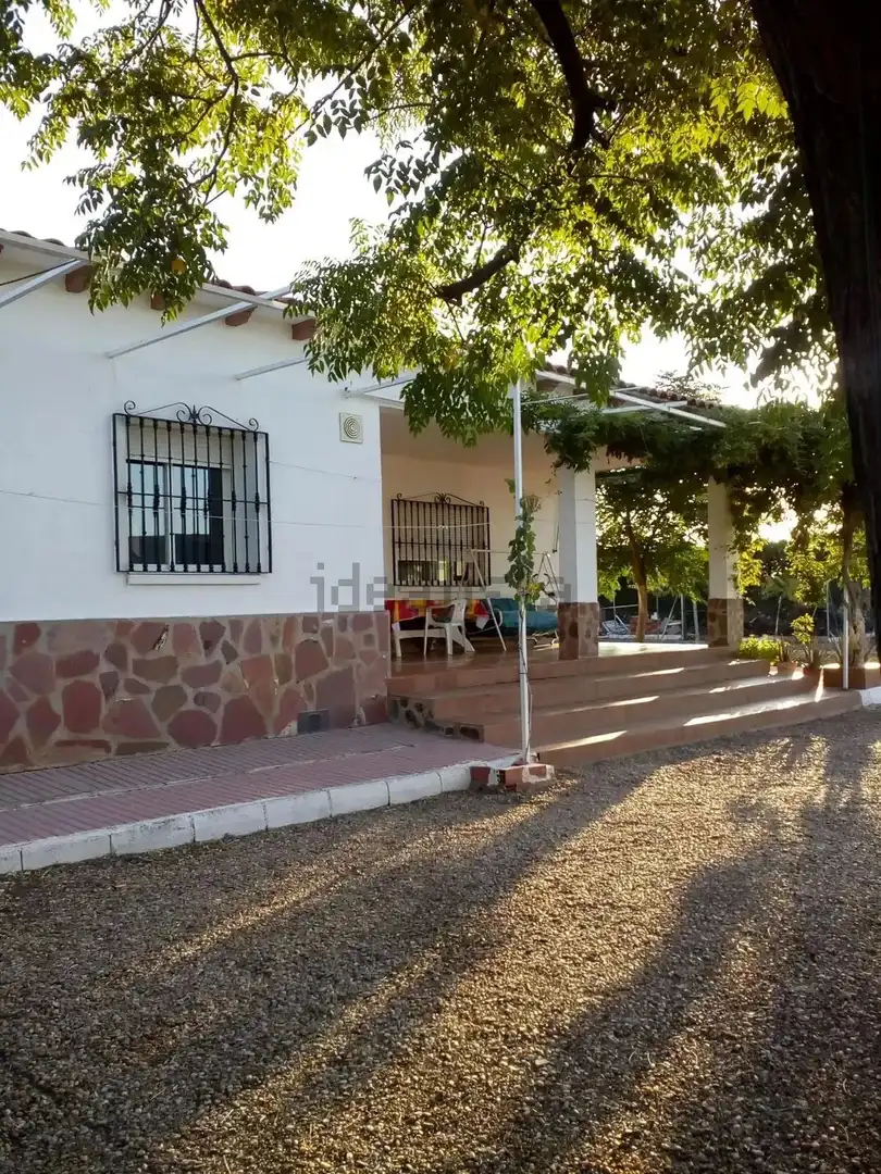 Vista exterior de Casa o xalet en venda en Villar del Pozo amb Aire condicionat, Jardí privat i Piscina