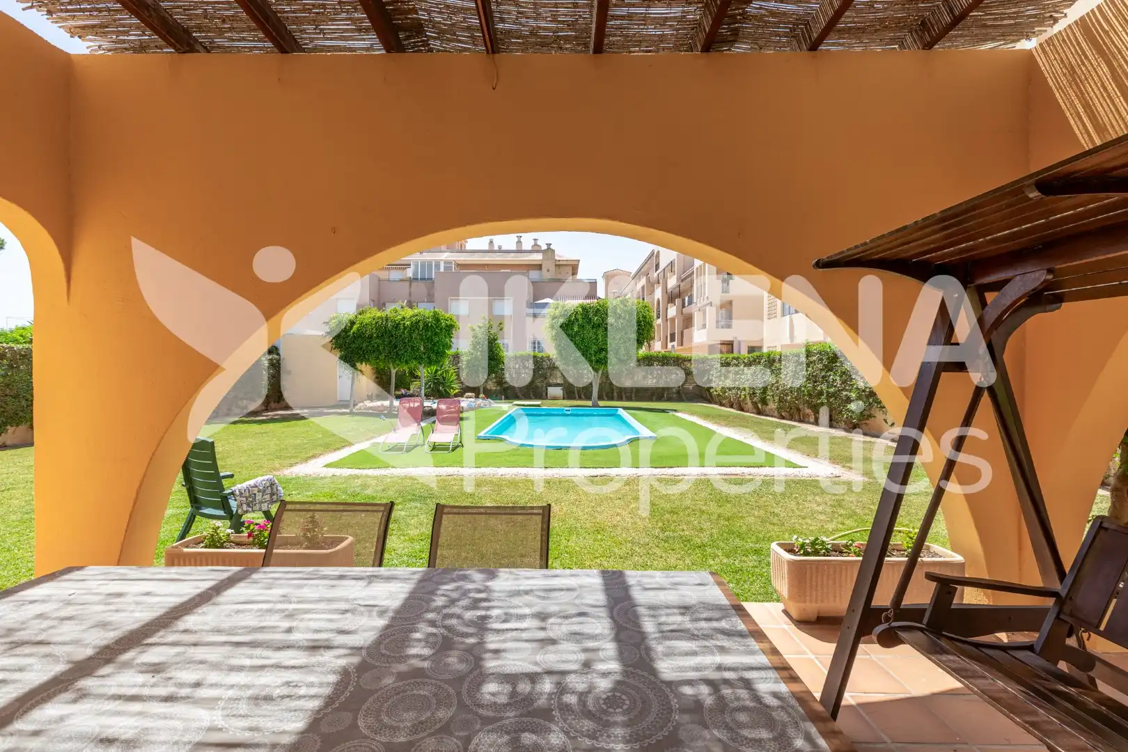 Garden of Houses for sale in Roquetas de Mar  with Air Conditioner, Private garden and Parquet flooring
