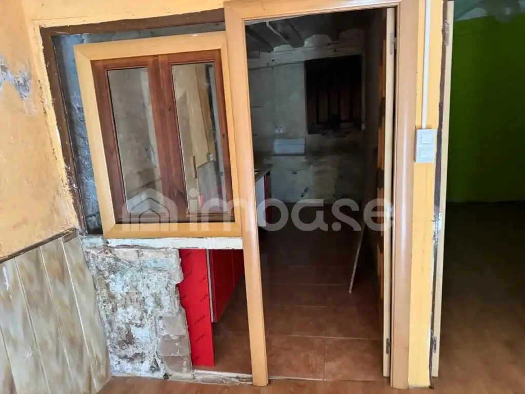 Casa adosada en venda en La Pobla de Lillet amb Calefacció, Moblat i Balcó