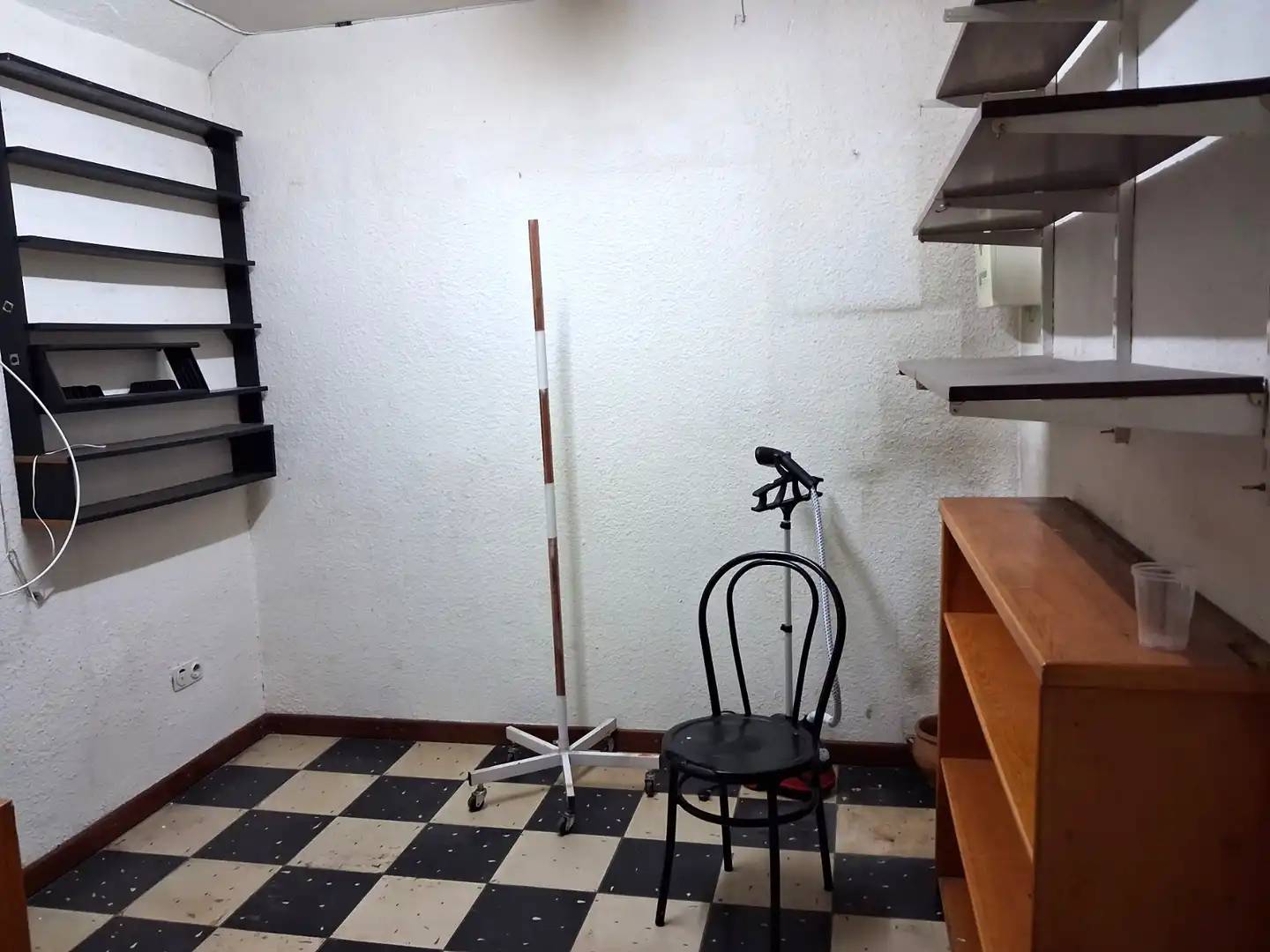 Commercial properties for rent in Zaragoza  with Air Conditioner, Furnished and Alarm